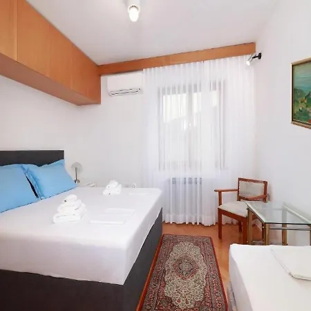 Vita,free Wifi,nearby Sea Villa *