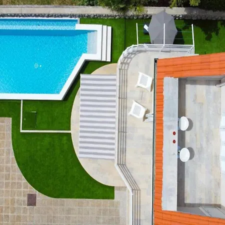 וילה Vita,free Wifi,nearby Sea אופטיה