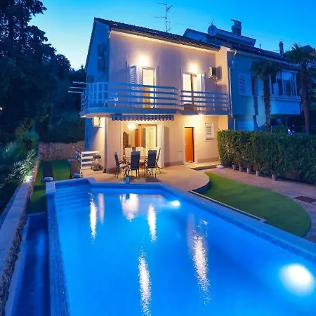 Vita,free Wifi,nearby Sea