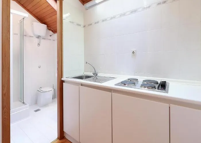 Vita,free Wifi,nearby Sea