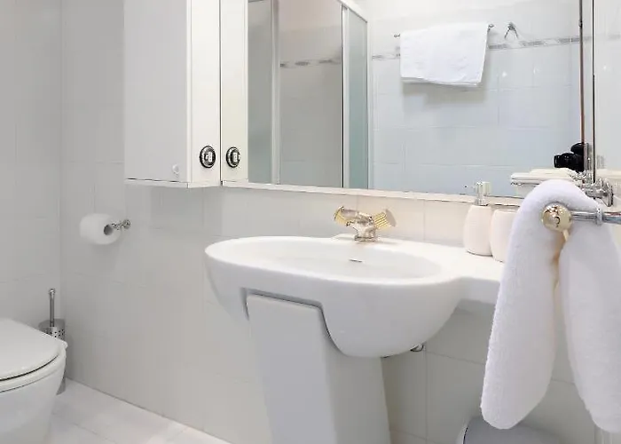 Vita,free Wifi,nearby Sea Villa *