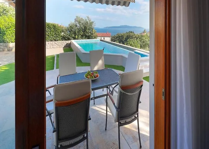 Vita,free Wifi,nearby Sea